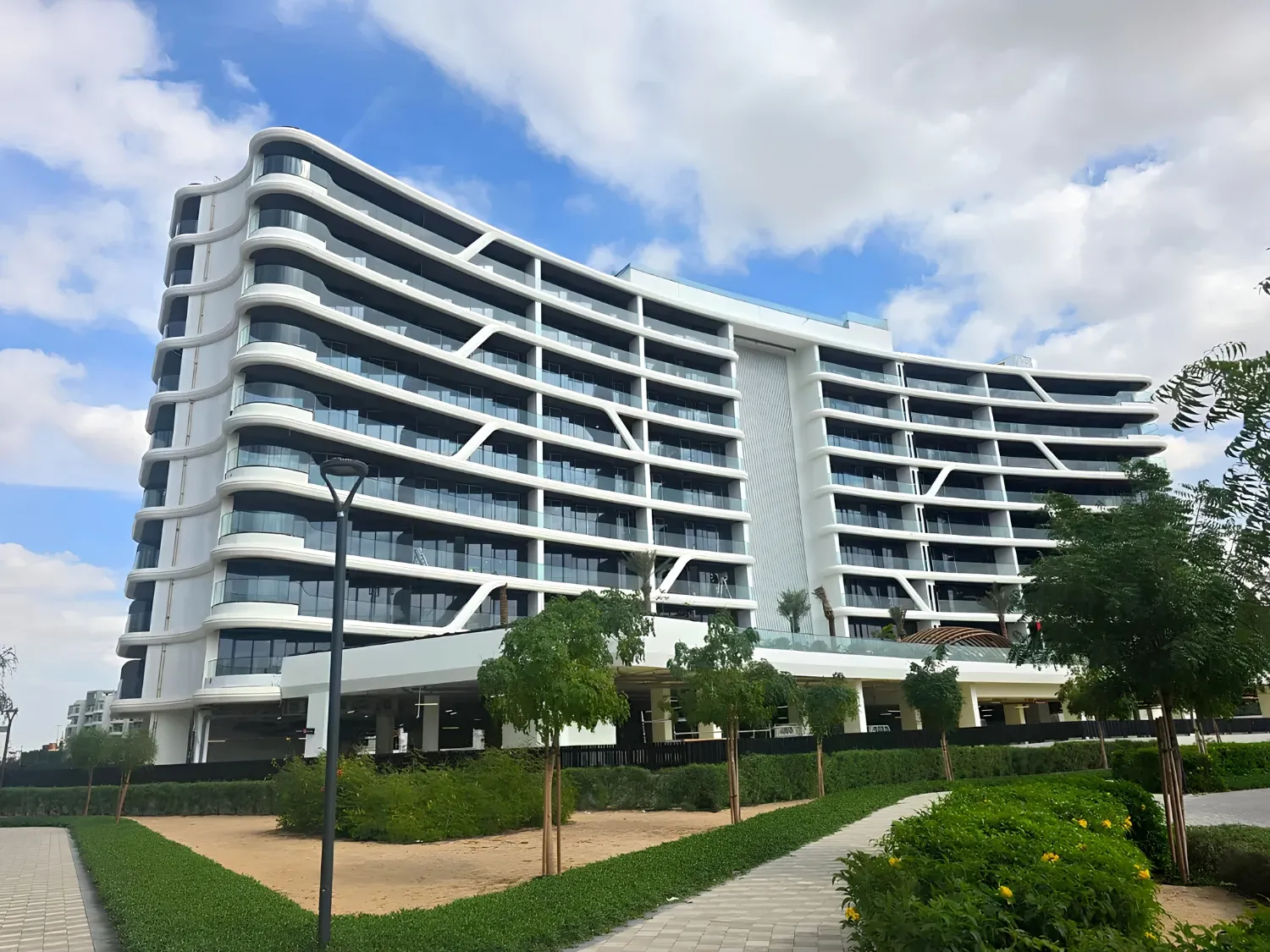 Sale in 48 Parkside