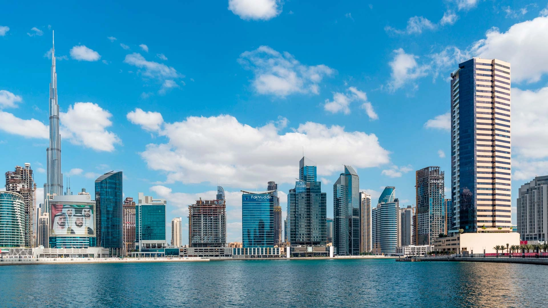 الخليج التجاري، دبي